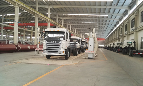 江淮格爾發(fā)<a href=http://www.jzdaj.com/ssc target=_blank class=infotextkey>灑水車</a>批量出口委內瑞拉