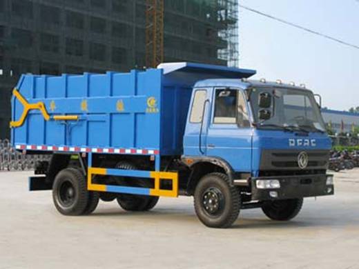 東風(fēng)145對(duì)接式<a href=http://www.jzdaj.com/ljc target=_blank class=infotextkey>垃圾車</a>出廠圖片
