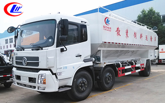 30立方東風(fēng)天錦小三軸<a href=http://www.jzdaj.com/siliaoche/ target=_blank class=infotextkey>飼料車</a>